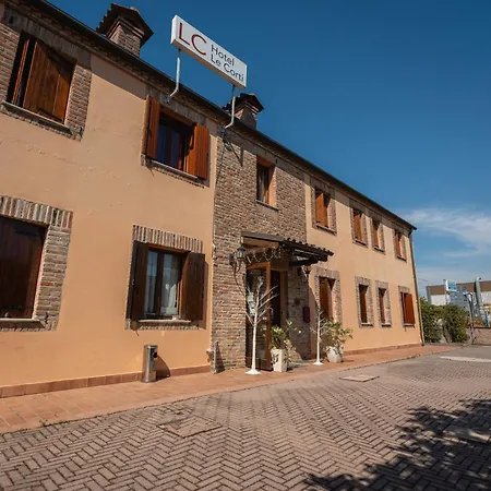 Le Corti Hotel 2*