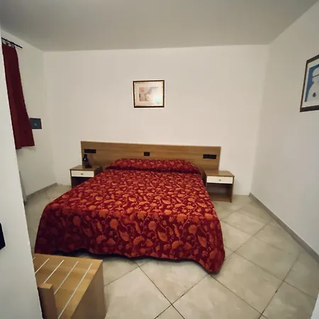 Le Corti